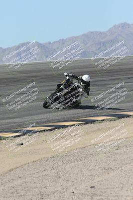 media/Oct-13-2025-Moto Forza (Mon) [[a66d839500]]/4-C Group/Session 2 (Bowl)/